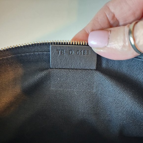 Givenchy Clutch "EUC" - Picture 5 of 16